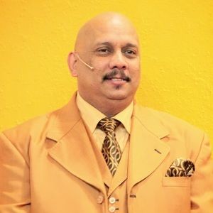 Meet your Posher, Luis